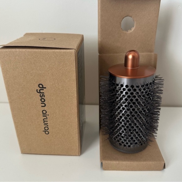 Dyson Airwrap large Volumizing brush - Picture 3 of 4
